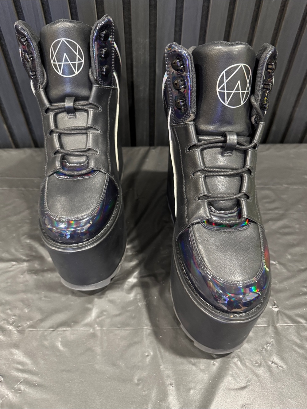 Yru Qozmo collab with Alison Black holographic